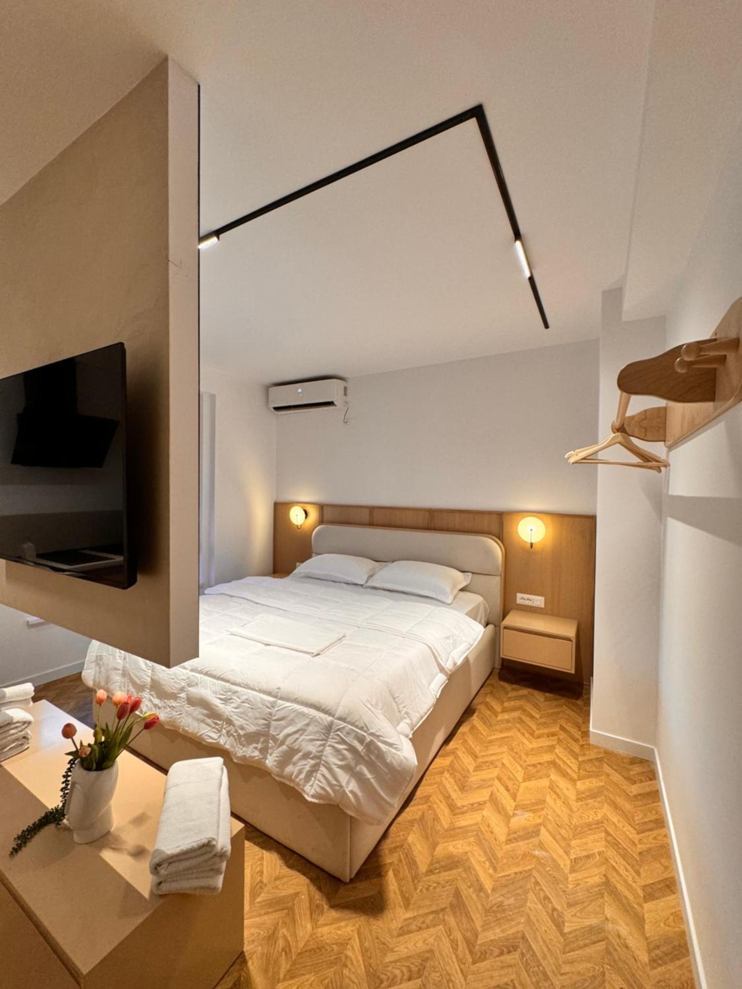 Noon Apartament *